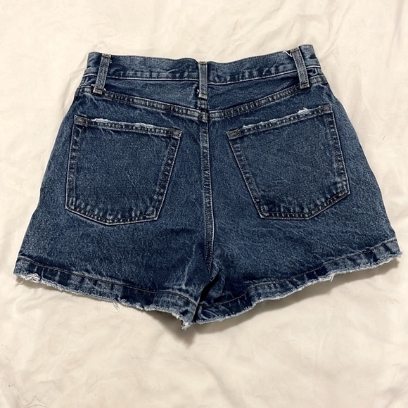 Abercrombie Natural High Rise Shorts - Picture 4 of 4